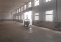 （热门）南京挑高6米单层厂房出租电力充足可进大车砖混框架结构可分租1800平独门独院可架行车 - 园
